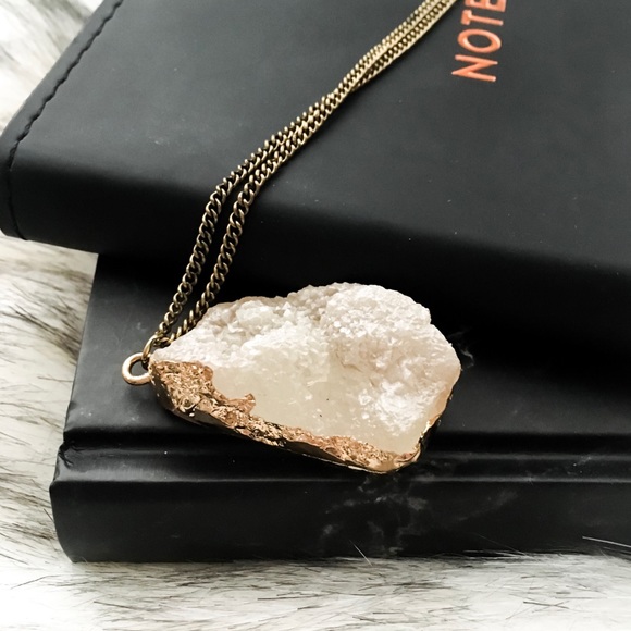 THE EDGY SHOP Jewelry - the gilded druzy necklace